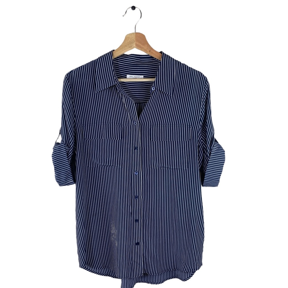 Equipment Femme 100% Silk Blue & White Striped Button Down Blouse Top Preppy